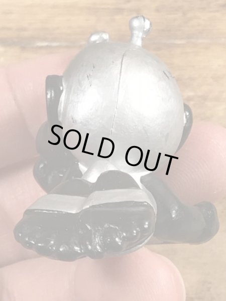 80’sの寝ながら本を読んでいるアストロスニックのヴィンテージのPVC製フィギュア