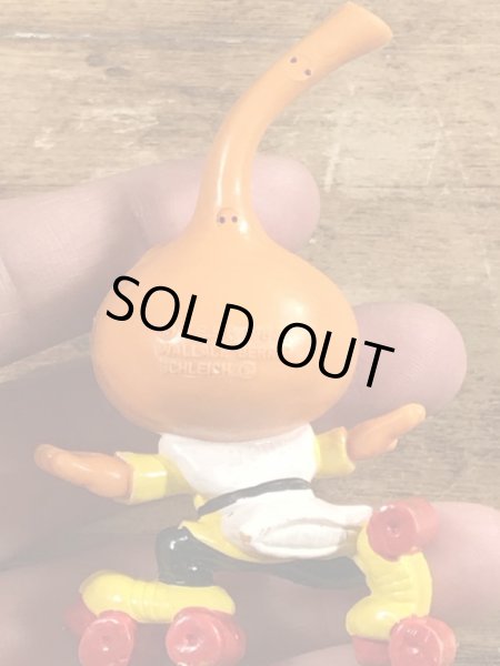 80年代頃のローラースケートをしているスノークスのビンテージのPVCフィギュア