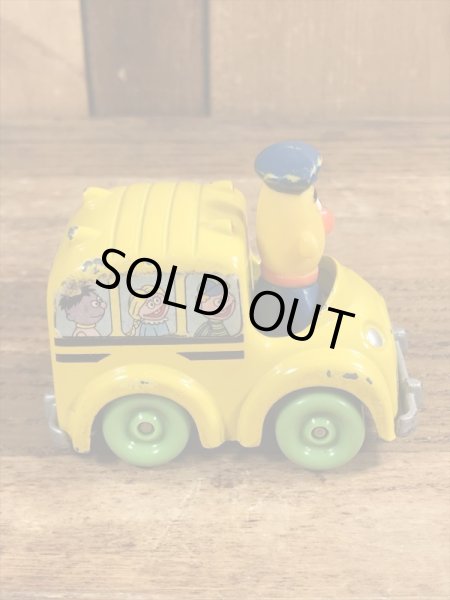 80年代頃のセサミストリートのバートのビンテージのミニカー