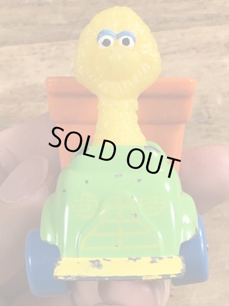 80年代頃のセサミストリートのビッグバードのビンテージのミニカー