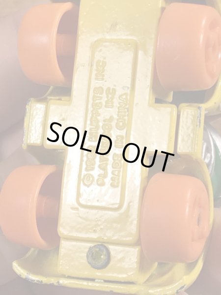 80年代頃のセサミストリートのオスカーのビンテージのミニカー