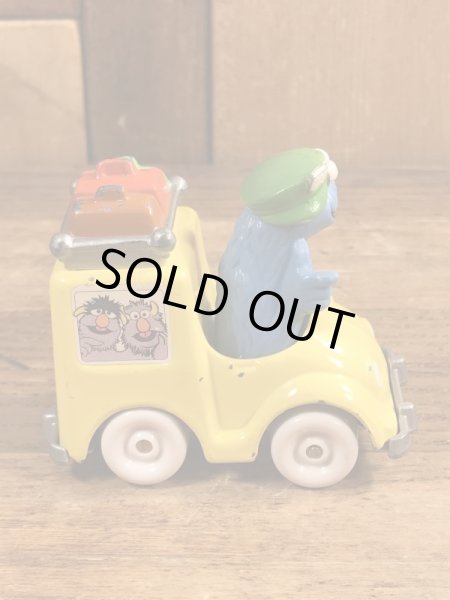 80年代頃のセサミストリートのクッキーモンスターのビンテージのミニカー