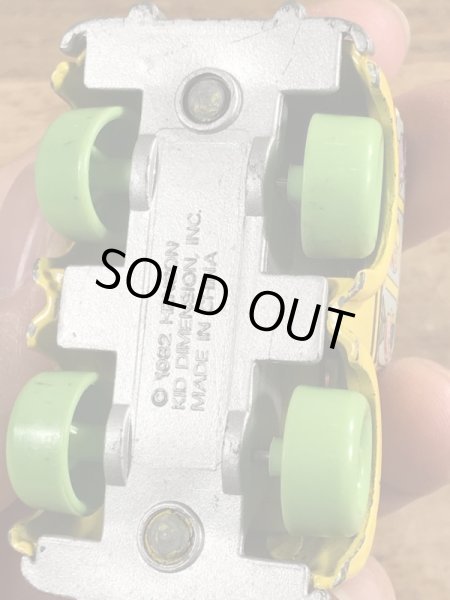 80’sのセサミストリートのバートのヴィンテージのダイキャストミニカー