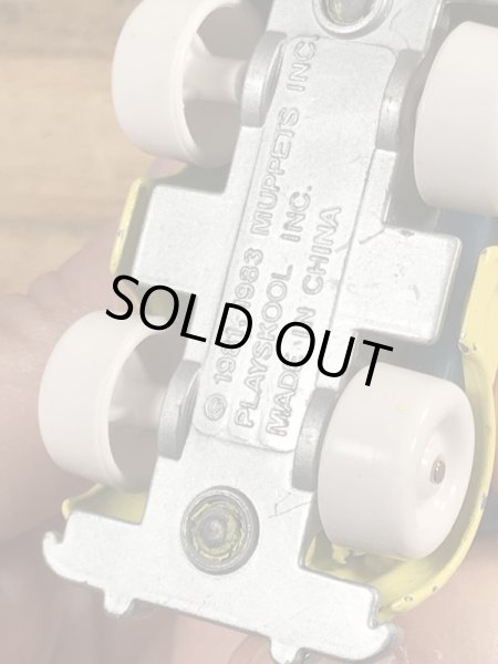 80年代頃のセサミストリートのクッキーモンスターのビンテージのミニカー