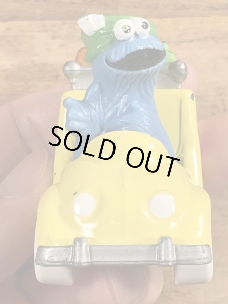 80年代頃のセサミストリートのクッキーモンスターのビンテージのミニカー