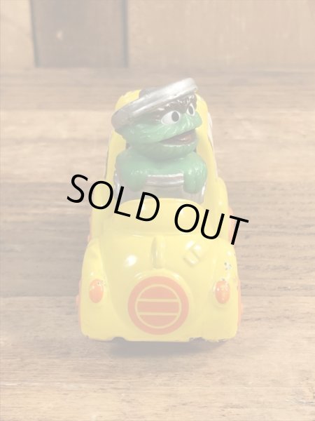 80’sのセサミストリートのオスカーのヴィンテージのダイキャストミニカー