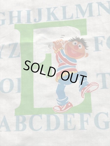 80年代頃のセサミストリートのビンテージのカーテン