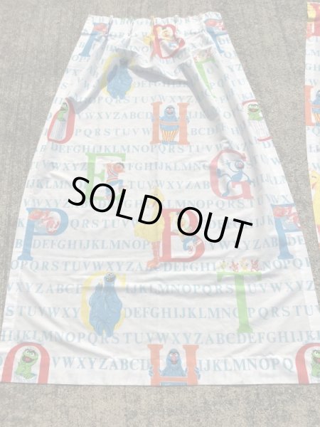 80年代頃のセサミストリートのビンテージのカーテン