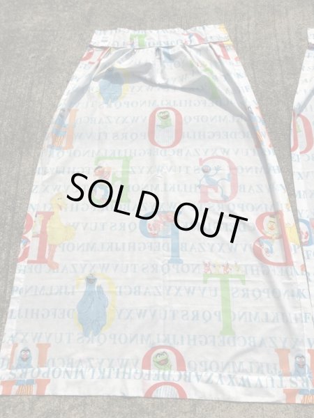 80年代頃のセサミストリートのビンテージのカーテン