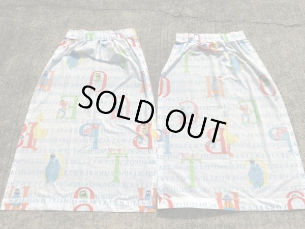 80年代頃のセサミストリートのビンテージのカーテン