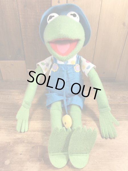 90’sのハットを被ったカーミットのヴィンテージのプラッシュドール