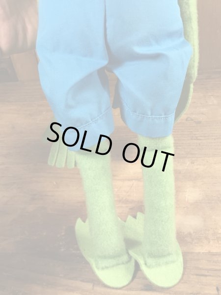 90’sのハットを被ったカーミットのヴィンテージのプラッシュドール