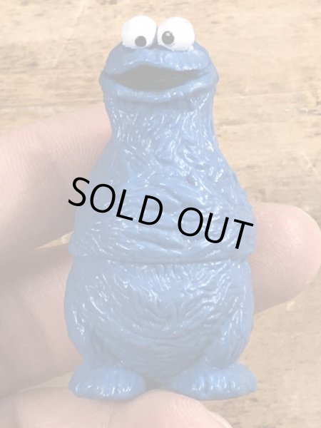 80年代頃のセサミストリートのクッキーモンスターのビンテージのPVCフィギュア