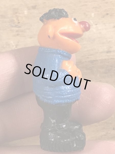 80’sのセサミストリートのアーニーのヴィンテージのPVC製フィギュア