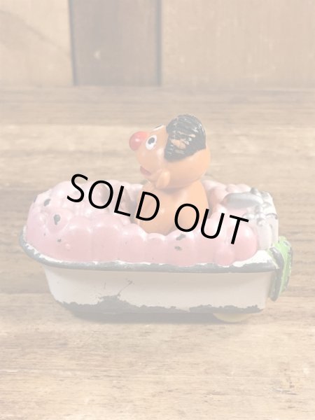 80’sのセサミストリートのアーニーのヴィンテージのミニカー