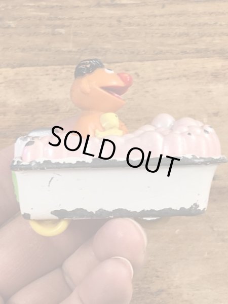 80’sのセサミストリートのアーニーのヴィンテージのミニカー