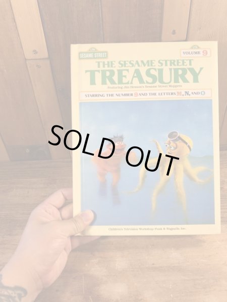 80’sのセサミストリートのヴィンテージの絵本
