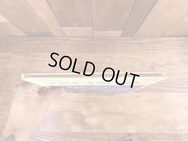 80’sのセサミストリートのヴィンテージのハードカバーブック