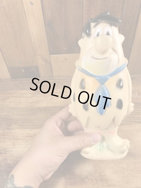 70’sのフリントストーンのフレッドのヴィンテージのスクイーズフィギュア