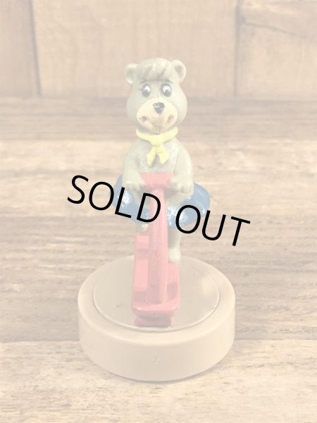 90’sのヨギベアのヴィンテージのハッピーミールトイ