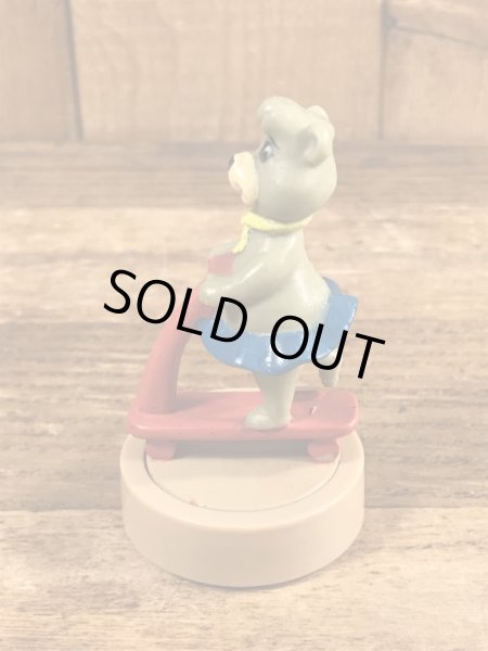 90’sのヨギベアのヴィンテージのハッピーミールトイ