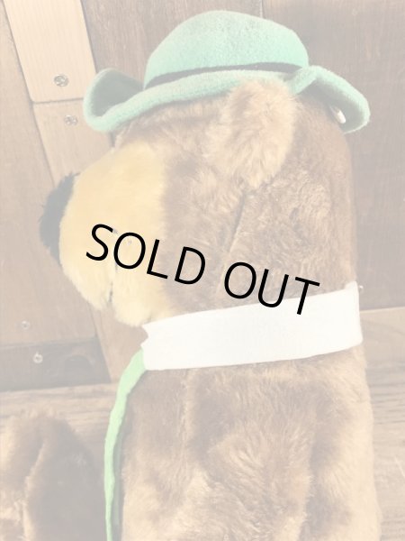 80年代頃のヨギベアのビンテージのプラッシュドール