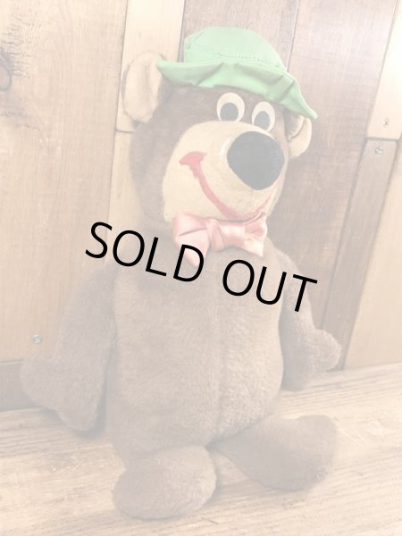 70年代頃のハンナバーベラのヨギベアのビンテージのぬいぐるみ