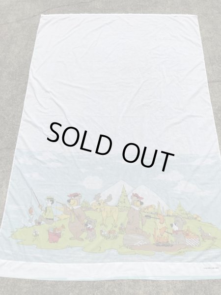 70年代頃のハンナバーベラのヨギベアのビンテージのフラットシーツ