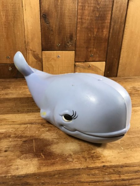 60年代頃のハンナバーベラのスポウティホェールのビンテージのフィギュア