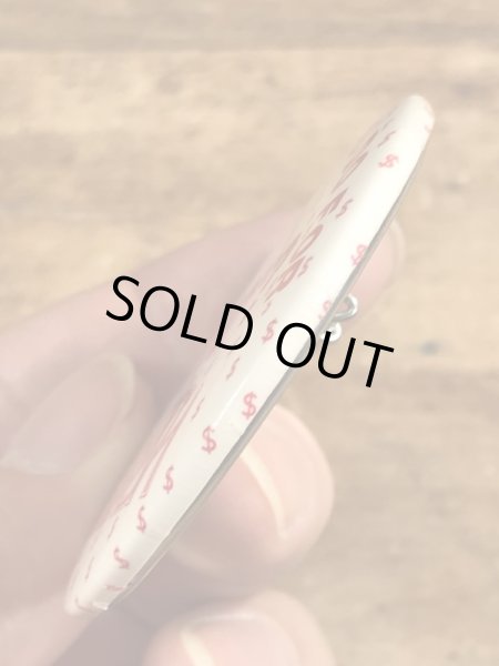 80年代頃のメッセージが書かれたビンテージの缶バッジ