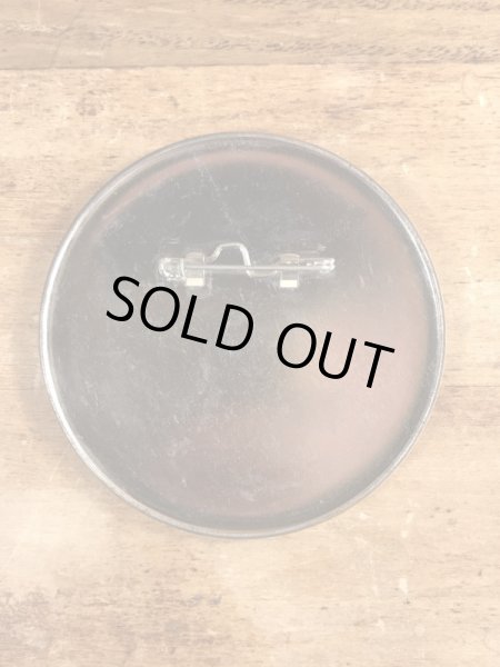 80’sのYield To Temptationのメッセージが書かれたヴィンテージの缶バッチ