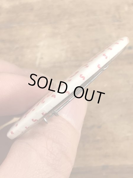 80年代頃のメッセージが書かれたビンテージの缶バッジ