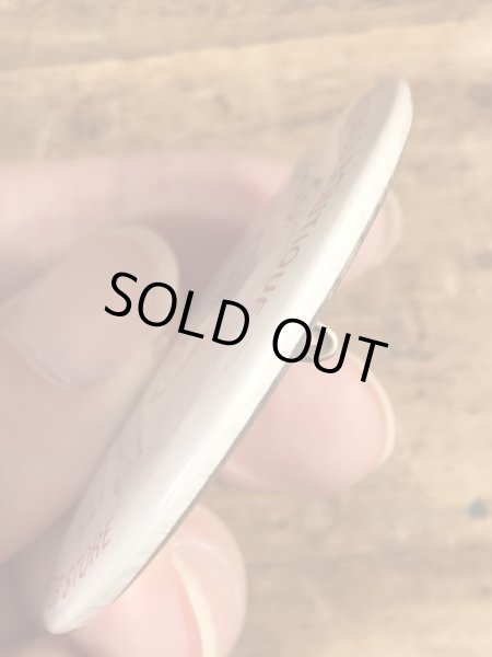 80年代頃のI Am The Designated Driverのメッセージが書かれたビンテージの缶バッジ