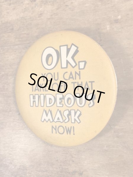 80’sのHallmark社製のメッセージが書かれたヴィンテージの缶バッチ