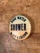 60~70’sのSave Water Shower With A Friendのメッセージが書かれたヴィンテージの缶バッチ