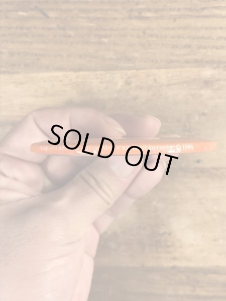 80'sのAsk Me If I Really Give A Shirt.のメッセージが書かれたビンテージの缶バッジ