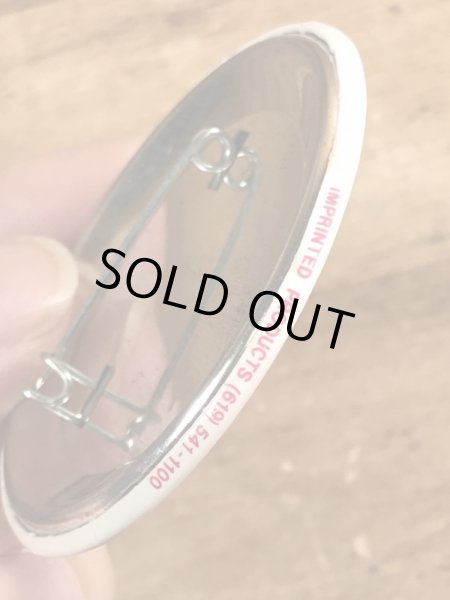 80’sのPlant One On Your Mom This Mother's Day!のメッセージが書かれたヴィンテージの缶バッチ