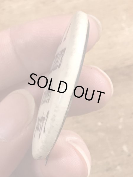 60年代頃のメッセージが書かれたビンテージの缶バッチ