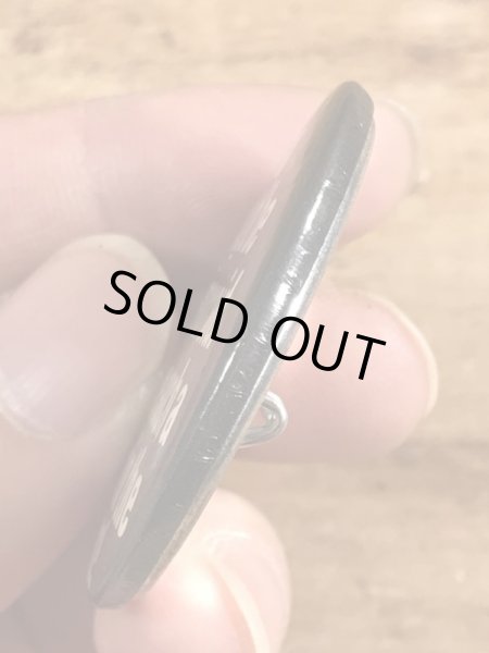 80年代頃のYou Should Be A Hemorroid.のメッセージが書かれたビンテージの缶バッジ