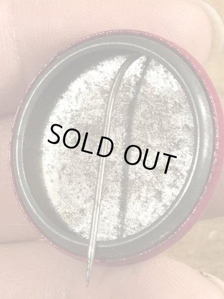 60~70年代頃のDraft Beer Not Studentsのメッセージが書かれたビンテージの缶バッジ