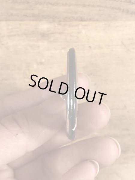 80年代頃のYou Should Be A Hemorroid.のメッセージが書かれたビンテージの缶バッジ