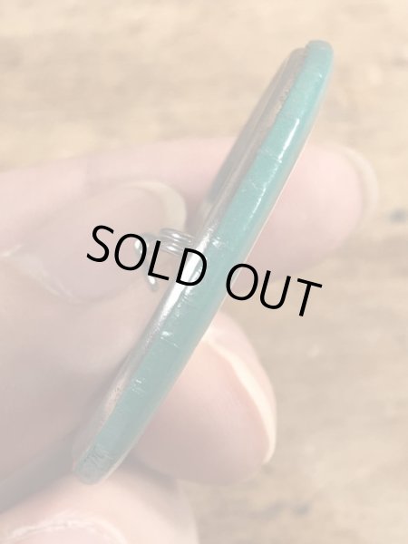 80’sのWhat's So Goddamned Terrific About...のメッセージが書かれたヴィンテージの缶バッチ