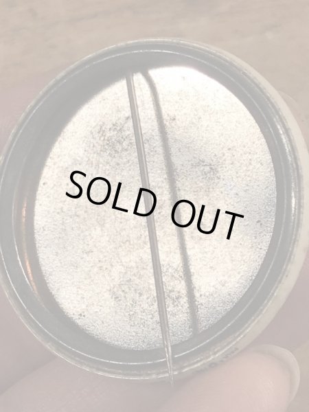 60年代頃のメッセージが書かれたビンテージの缶バッチ