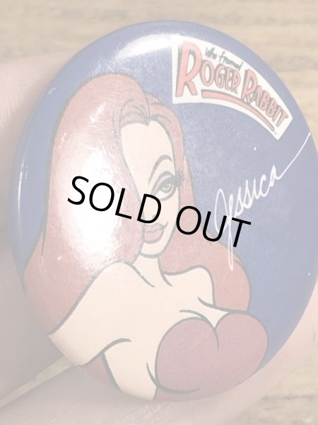 80年代頃のロジャーラビットのジェシカが描かれたビンテージの缶バッジ