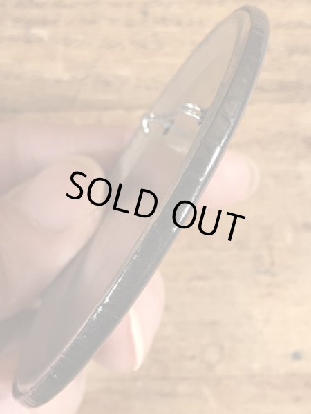 80'sのDon't Bug Me, Bug Stella!のメッセージが書かれたビンテージの缶バッジ