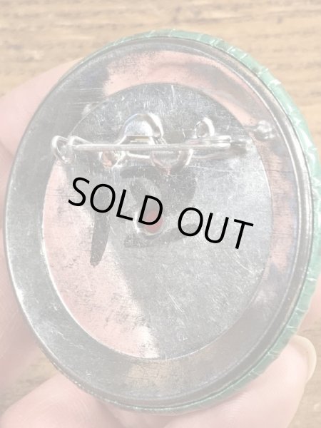 80年代頃のルーレットが付いたビンテージの缶バッジ