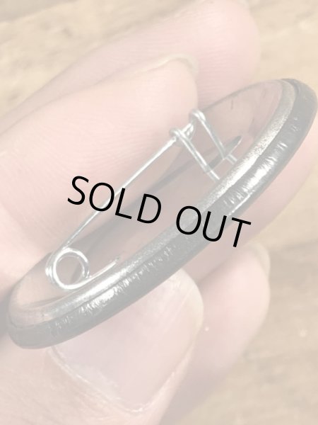 80年代頃のYou Should Be A Hemorroid.のメッセージが書かれたビンテージの缶バッジ