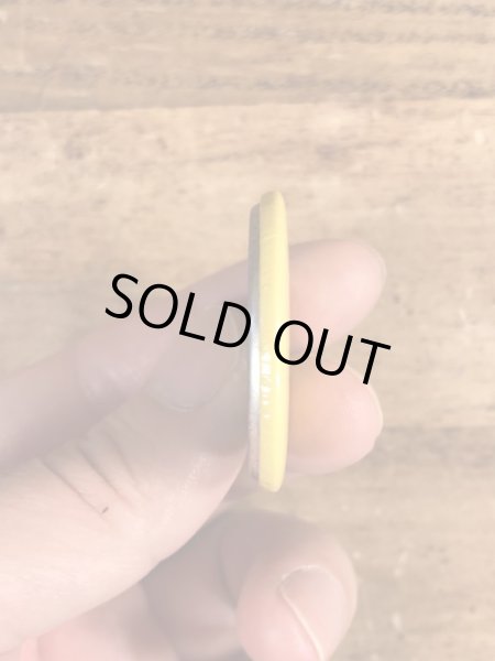 80年代頃のパニック！のメッセージが書かれたビンテージの缶バッジ