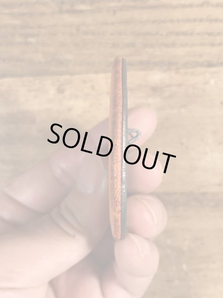 80年代頃のホールマーク社製のエンジェルが描かれたビンテージの缶バッジ