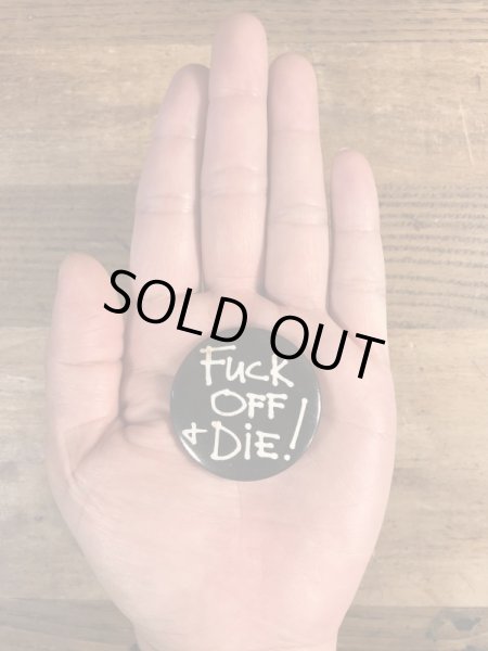 80年代頃のファックオフと書かれたビンテージの缶バッジ